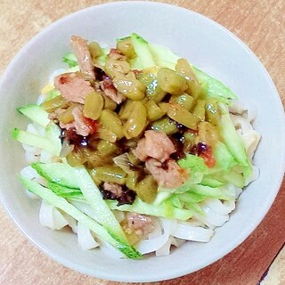 豚肉といんげんときくらげとトマトのあんかけ麺